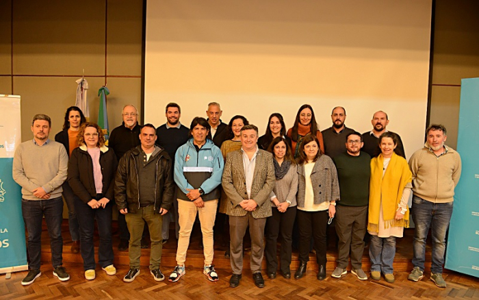 Programa de Gestión Integral de Cianobacterias de la Provincia de Buenos Aires”